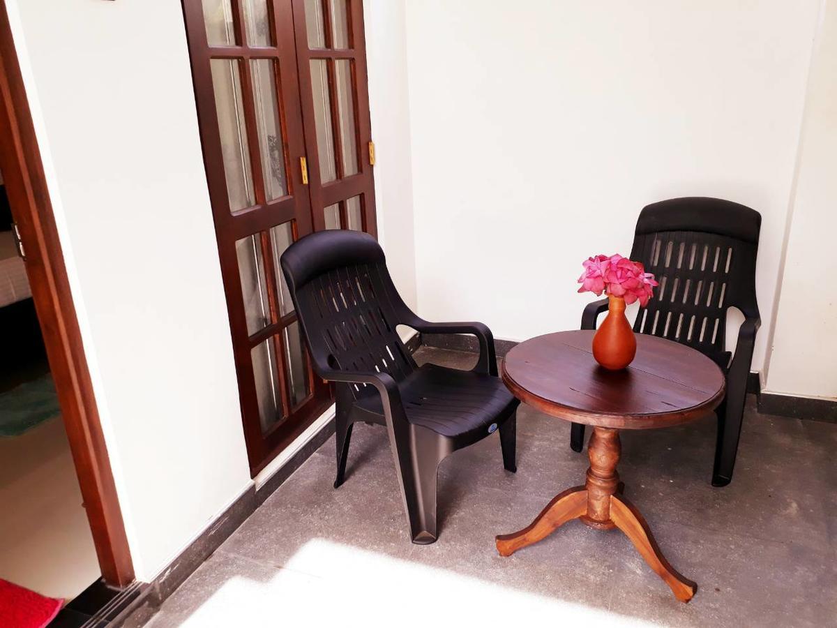 Turtle Reef Guest Bed & Breakfast มิริสซา ภายนอก รูปภาพ