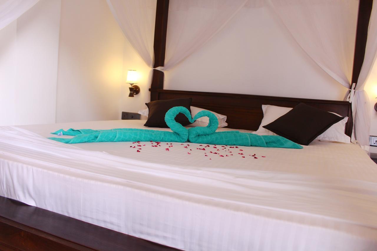 Turtle Reef Guest Bed & Breakfast มิริสซา ภายนอก รูปภาพ